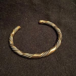 Two-tone metal bracelet